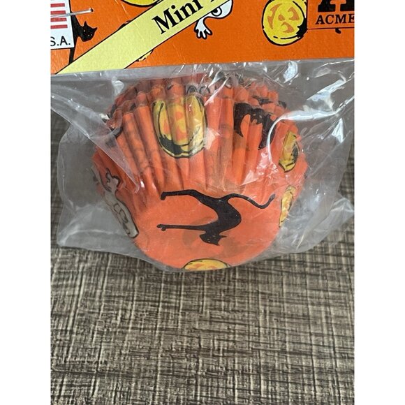 Vintage Halloween Mini Cupcake Muffin Liners Baking Cups Orange Ghosts ACME 75pk - Picture 8 of 9